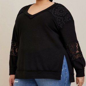 TORRID Waffle V-Neck Lace Inset plus size Sweatshirt sz 6